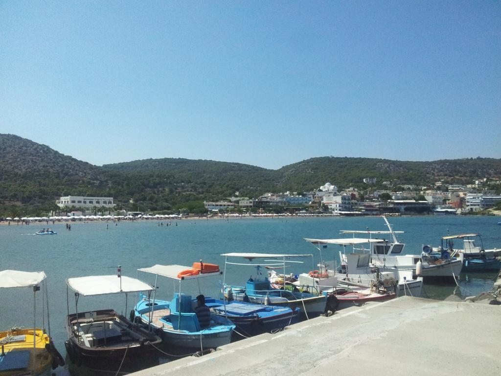 Pericles Studios Agia Marina (Aegina) Exterior foto