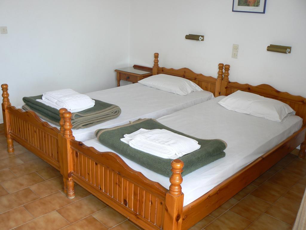 Pericles Studios Agia Marina (Aegina) Quarto foto
